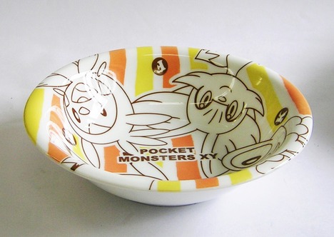 ポケモンXY　陶器のカレー皿