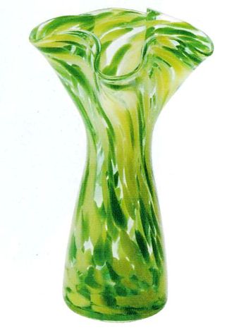 北洋硝子 津軽びいどろ 手づくりガラス製花器グリーン（花瓶）【特価
