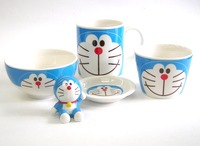 日本製　陶器のドラえもんの食器セット特価通販　大きめで大人も子供のOK　プレゼントにもおすすめ！