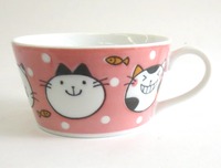 猫　ねこ　ネコ陶器子ども用スープカップ