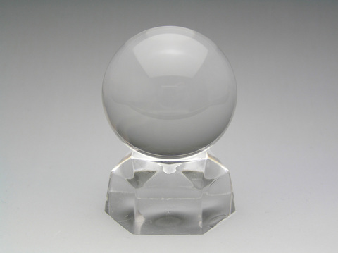 貴石彫刻　一級水晶玉
