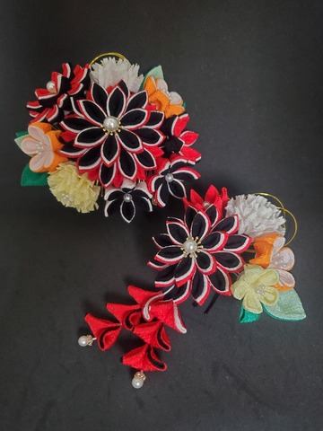 つまみ細工の髪飾り ＜ 和布倶や西陣