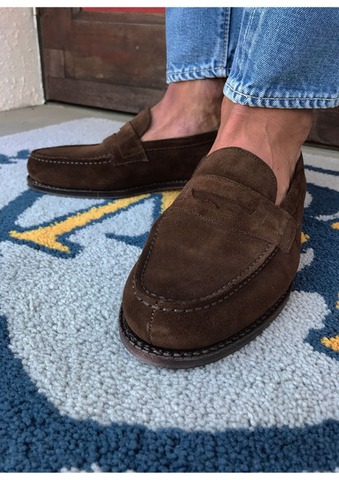 JALAN SRIWIJAYA Bespoke chocolate suede loafers - Boy's Market