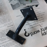 木製手すりのアイアン部材